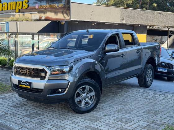 FORD RANGER 2.2 XLS 4X4 CD 16V DIESEL 4P MANUAL FORD RANGER 2.2 XLS 4X4 CD 16V DIESEL 4P MANUAL